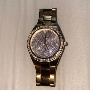 GUESS WOMEN’S WATCH